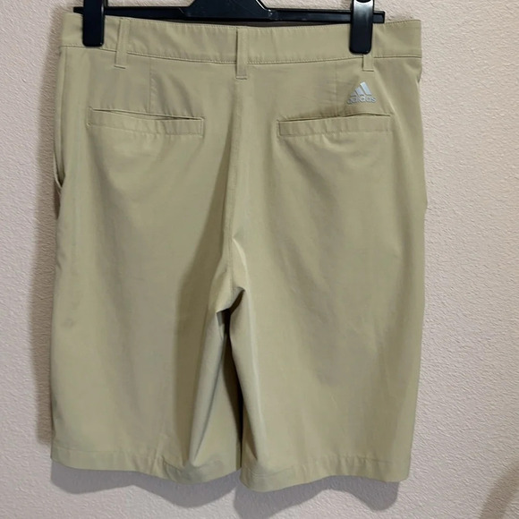 ADIDAS Men’s Khaki Quick Dry Golf Shorts, Size 32, EUC. - Picture 4 of 6